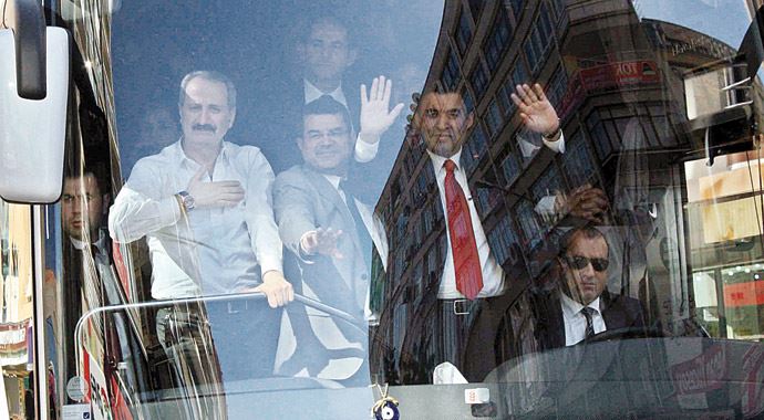 Eski Bakanlar: Evlatlarımızın üzerinde çirkin bir oyun oynanıyor Eski Bakanlar: Evlatlarımızın üzerinde çirkin bir oyun oynanıyor
