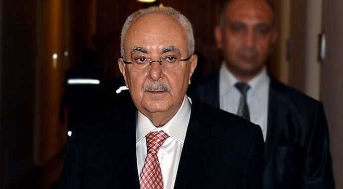 Eski Devlet Bakanı Rüştü Kazım Yücelen hayatını kaybetti Eski Devlet Bakanı Rüştü Kazım Yücelen hayatını kaybetti