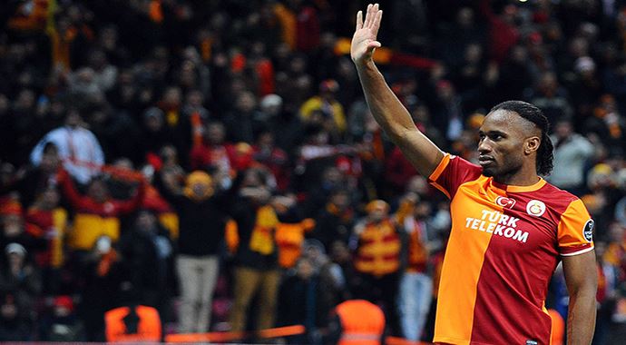 Drogba'dan gurbetçi taraftarlara 3G'li jest Drogba'dan gurbetçi taraftarlara 3G'li jest