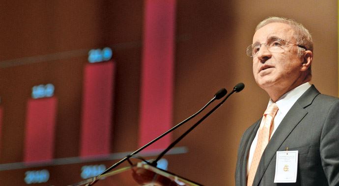 Ünal Aysal&#039;dan açık çek!