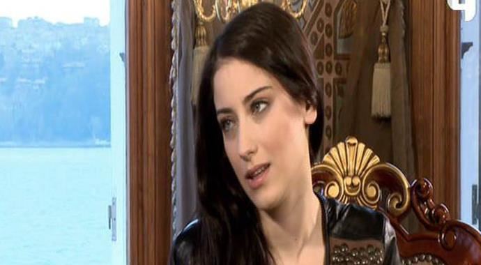 Hazal Kaya: Hiç romantik değilim! Hazal Kaya: Hiç romantik değilim!