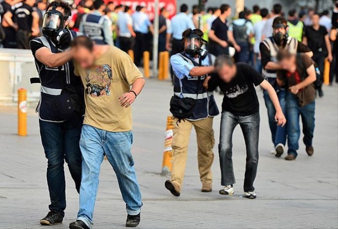 Ankara'daki Hopa olayları davasında 37 kişi beraat etti Ankara'daki Hopa olayları davasında 37 kişi beraat etti