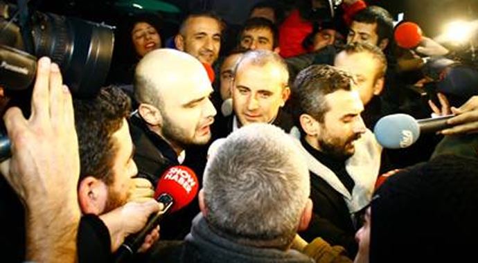 Bayraktar'ın parası iade edildi Bayraktar'ın parası iade edildi