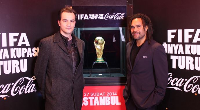 Fransa'nın eski yıldızı Christian Karembeu'dan özel açıklamalar Fransa'nın eski yıldızı Christian Karembeu'dan özel açıklamalar