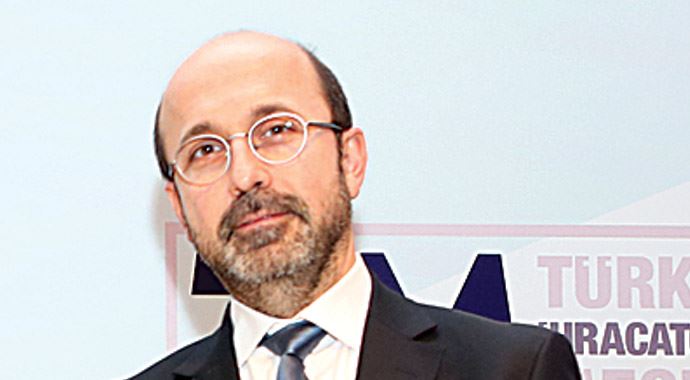 Para çıkışı durdu girişler başlar Para çıkışı durdu girişler başlar