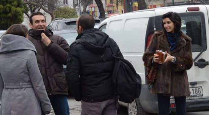 Ahu Yağtu eski eşinden akıl aldı Ahu Yağtu eski eşinden akıl aldı