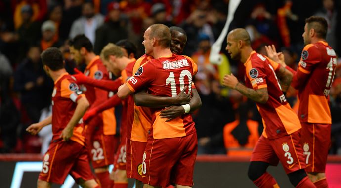 Galatasaray 8 yeni transferiyle Tokat'a gitti Galatasaray 8 yeni transferiyle Tokat'a gitti