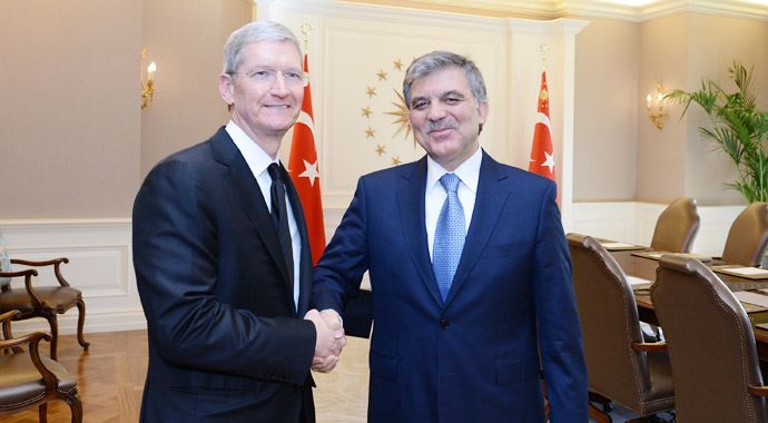 'İstanbul'a eşi benzeri olmayan bir Apple mağazası açacağız' 'İstanbul'a eşi benzeri olmayan bir Apple mağazası açacağız'