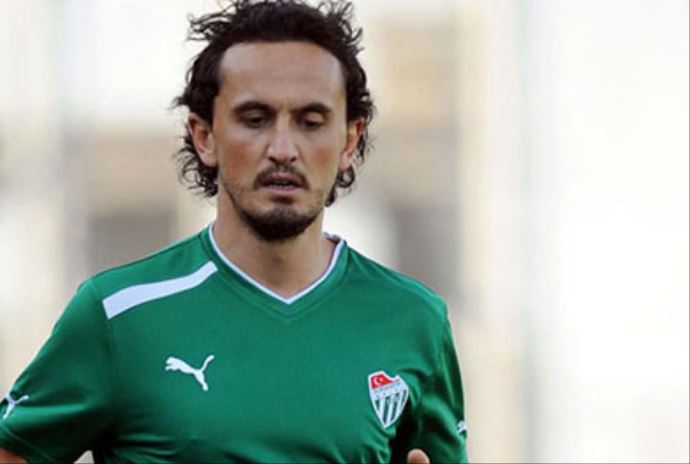 Bursaspor Tuncay Şanlı'yı gönderdi