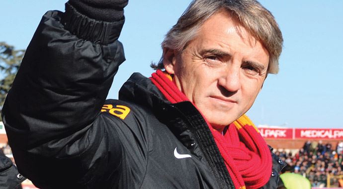 Mancini çok sinirlendi: Bu fikstür aptalca! Mancini çok sinirlendi: Bu fikstür aptalca!