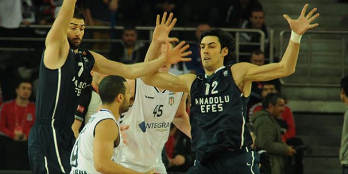 Beşiktaş'ı yenen Anadolu Efes yarı finalde! Beşiktaş'ı yenen Anadolu Efes yarı finalde!