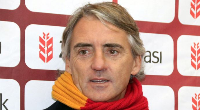 Mancini'li 'Aslan' evinde geçit vermiyor!