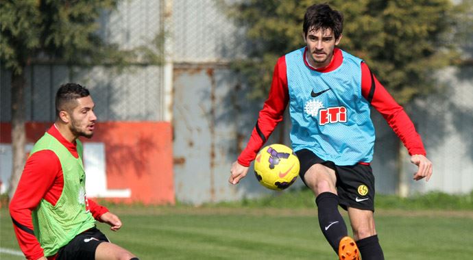 Es-Es, Galatasaray'ı gözüne kestirdi!