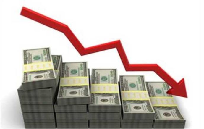 Dolar dakikalar içinde eridi