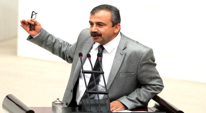 Sırrı Süreyya Önder, 'Öcalan' görüntüleri için ne dedi