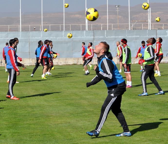 Sivasspor'da Fenerbahçe hazırlıkları tamam Sivasspor'da Fenerbahçe hazırlıkları tamam