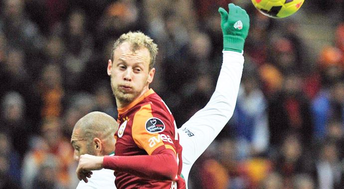 Galatasaray, bu anlaşma ile Fener&#039;i geçecek!