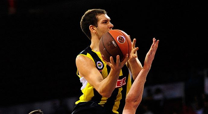 Fenerli yıldızın peşinde 20 takım var