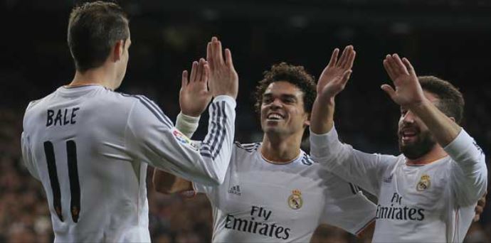 Real Madrid'den La Liga'nın zirvesine gözdağı Real Madrid'den La Liga'nın zirvesine gözdağı