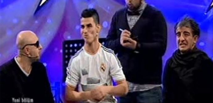 Yetenek Sizsiniz'de 'Adanalı Ronaldo' sürprizi Yetenek Sizsiniz'de 'Adanalı Ronaldo' sürprizi