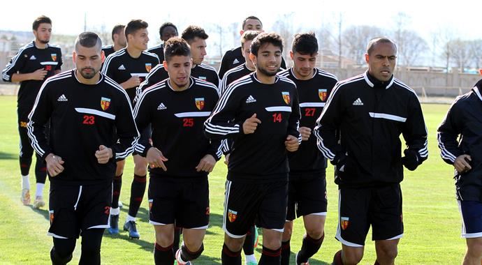 Kayserispor&#039;da Galatasaray mesaisi sürüyor