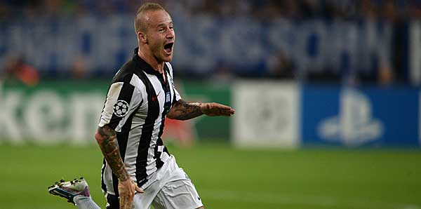 Fenerbahçeli Stoch'a gelen teklif ortalığı karıştırdı! Fenerbahçeli Stoch'a gelen teklif ortalığı karıştırdı!