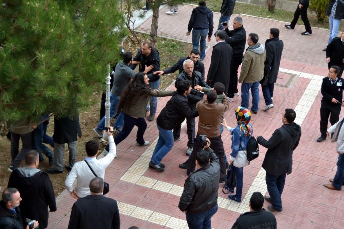 İnönü Üniversitesi'nde 47 gözaltı İnönü Üniversitesi'nde 47 gözaltı
