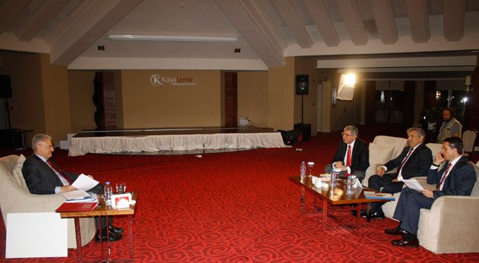 'İzmir kocaman bir köy bundan kurtulmak gerek' 'İzmir kocaman bir köy bundan kurtulmak gerek'