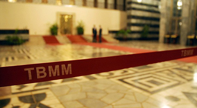 Meclis'te güvenlik tedbirleri için ilk adım atıldı