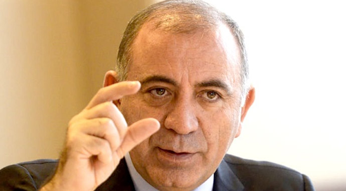 Gürsel Tekin'den iddia: 'Sarıgül'ün yerine ben aday olsaydım' Gürsel Tekin'den iddia: 'Sarıgül'ün yerine ben aday olsaydım'