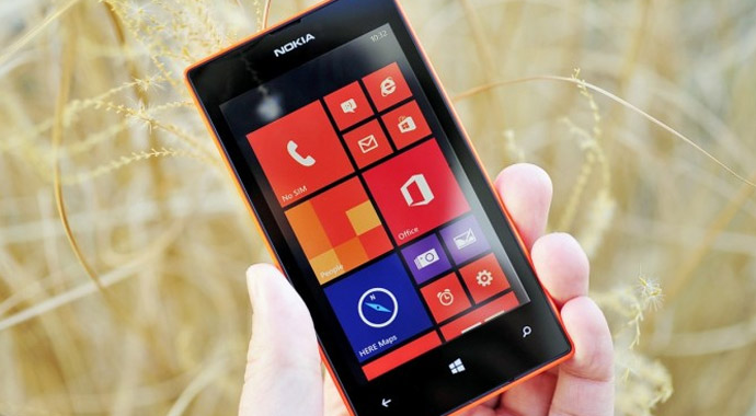 Eski model Nokia kullananları akıllı telefon sahibi yapacak Eski model Nokia kullananları akıllı telefon sahibi yapacak