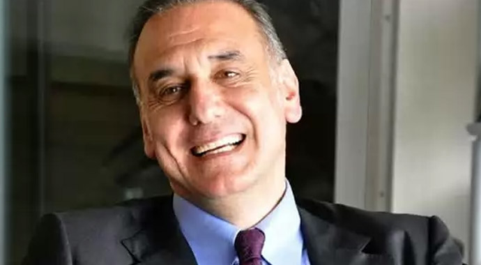 Galatasaray'da Arıboğan'la yollar ayrılıyor! Galatasaray'da Arıboğan'la yollar ayrılıyor!