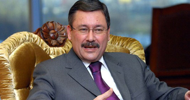 Gökçek'ten müthiş iddia: "Kasetlerle istifa ettirdiler" Gökçek'ten müthiş iddia: "Kasetlerle istifa ettirdiler"