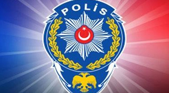 Polise 'terbiyesiz' demenin cezası! Polise 'terbiyesiz' demenin cezası!