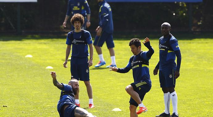 Fenerbahçe'nin Kadıköy'de bileği bükülmüyor! Fenerbahçe'nin Kadıköy'de bileği bükülmüyor!