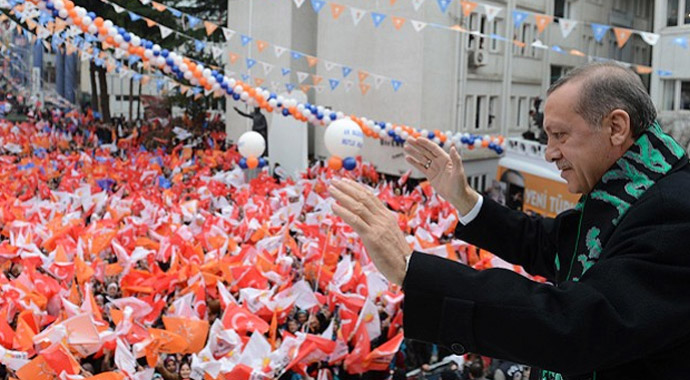 Beşir Atalay: &#039;O mitingle Artvin&#039;i aldık&#039;