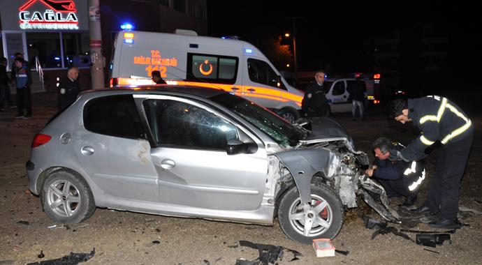Bursa&#039;da aşırı hız kaza getirdi, çok sayıda yaralı var