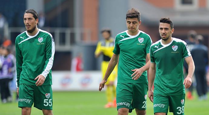 Bursaspor bu sezon deplasmanlarda 3 puana hasret kaldı