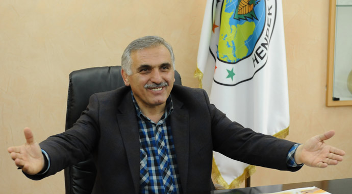 İnat uğruna başladı, 4. kez başkan seçildi İnat uğruna başladı, 4. kez başkan seçildi