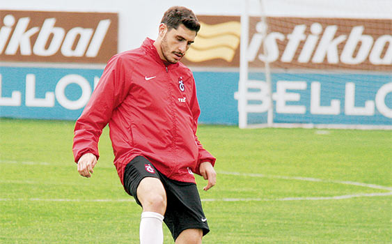 Trabzonspor Özer Hurmacı'nın bonservisi için devrede Trabzonspor Özer Hurmacı'nın bonservisi için devrede