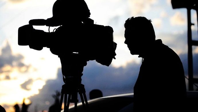 Suriye'de televizyon ekibine saldırı
