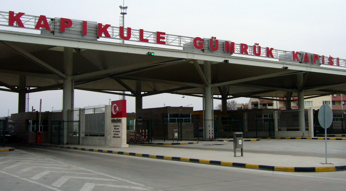 12 saat boyunca giriş- çıkış yasak! 12 saat boyunca giriş- çıkış yasak!