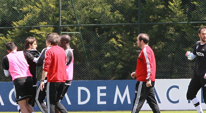 Beşiktaş'ta şok üstüne şok! Beşiktaş'ta şok üstüne şok!