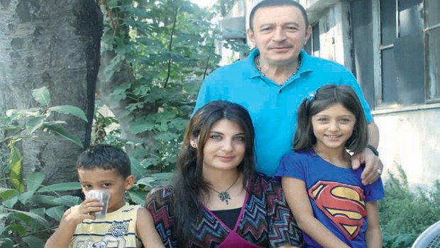 Mustafa Topaloğlu boşanıyor! Mustafa Topaloğlu boşanıyor!