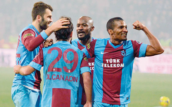 Trabzonspor&#039;da 3 yolcu belli!