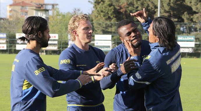 Fenerbahçe kadrosunda 5 eksik Fenerbahçe kadrosunda 5 eksik