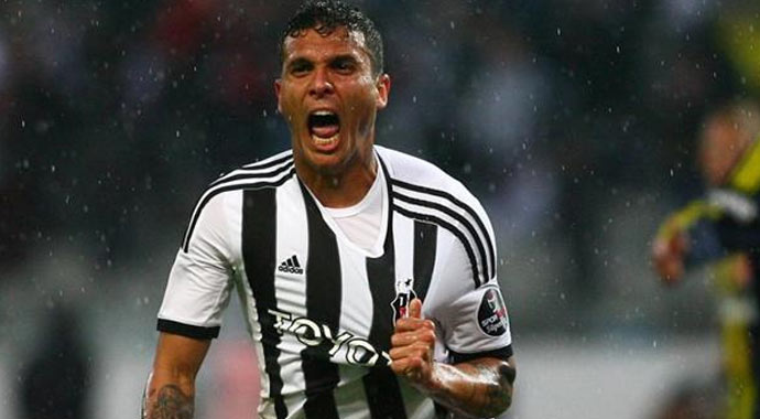 Beşiktaş&#039;a bir kötü haber de Motta&#039;dan!