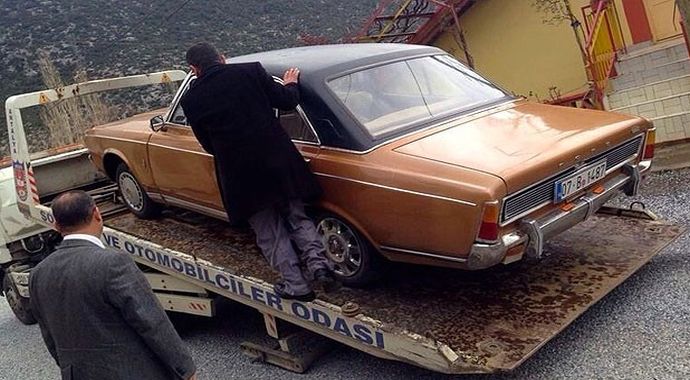 Otomobilimi Devlet Bahçeli'ye zevkle verdim