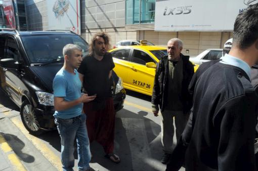 Halil Seza'yi 'isyan' ettiren trafik cezası! Halil Seza'yi 'isyan' ettiren trafik cezası!