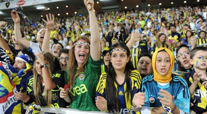 Fenerbahçeli kadınlardan çılgın talep! Fenerbahçeli kadınlardan çılgın talep!